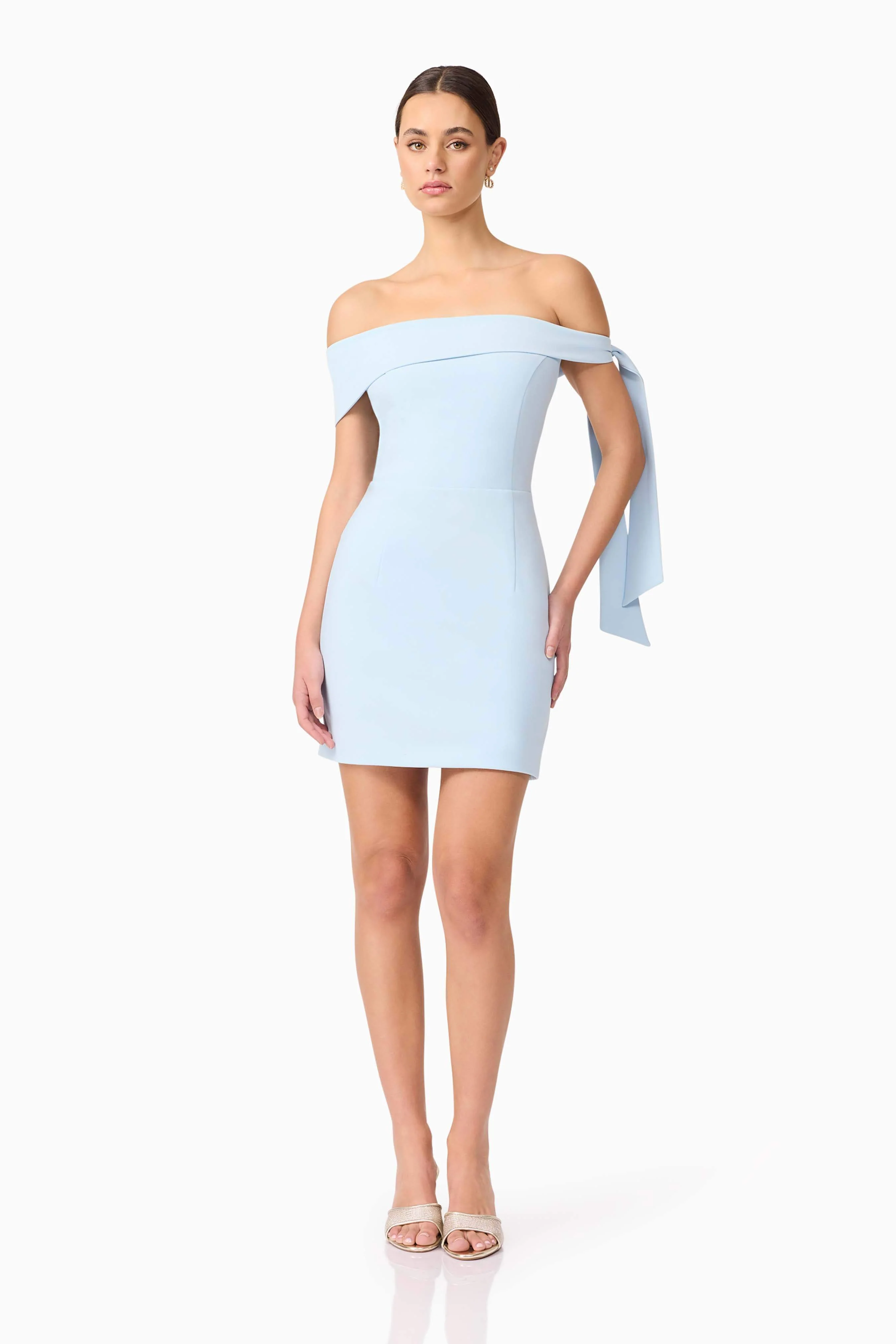 Ami Off The Shoulder Mini Dress in Blue - Image 4