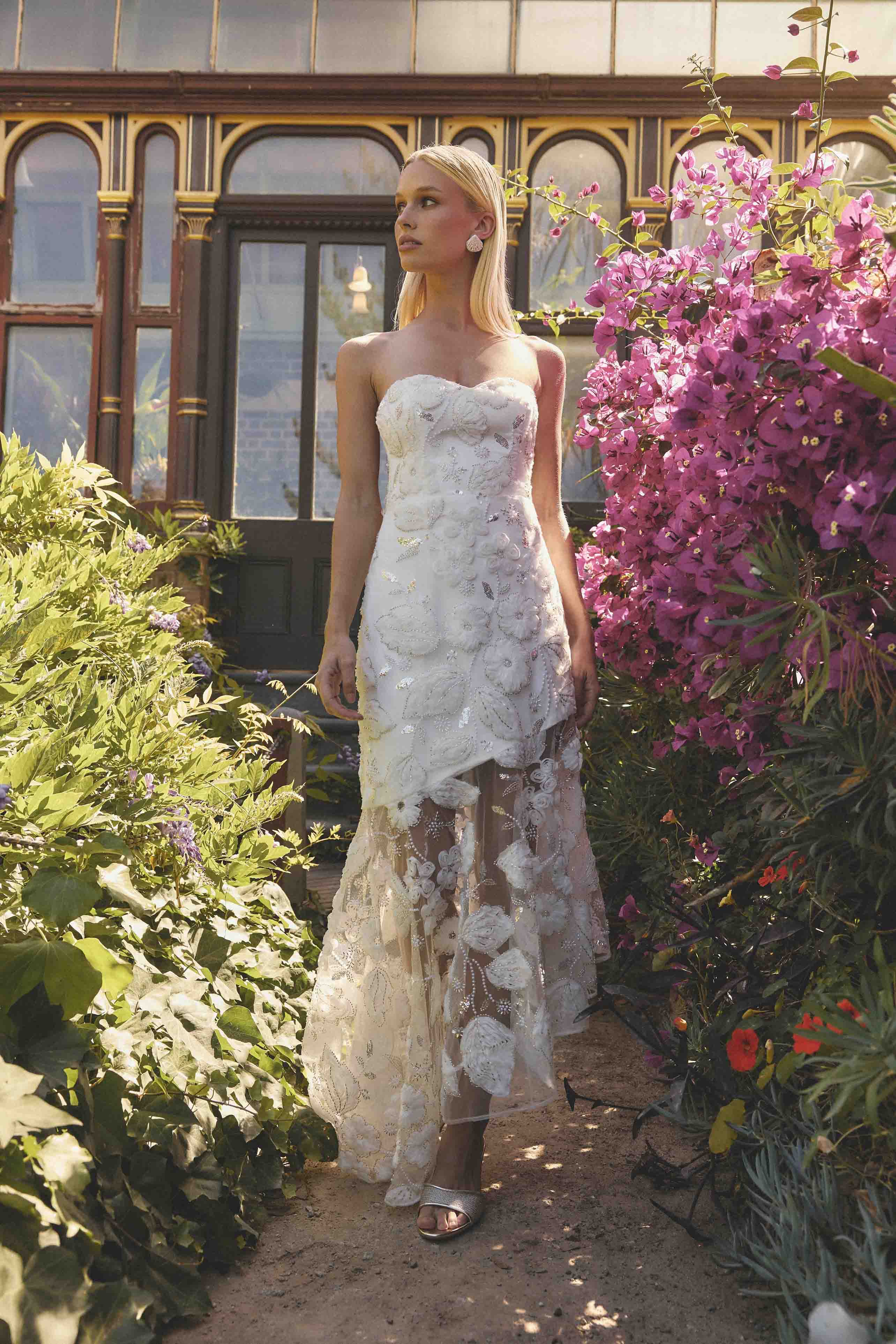 Carol Strapless Gown in White - Image 2