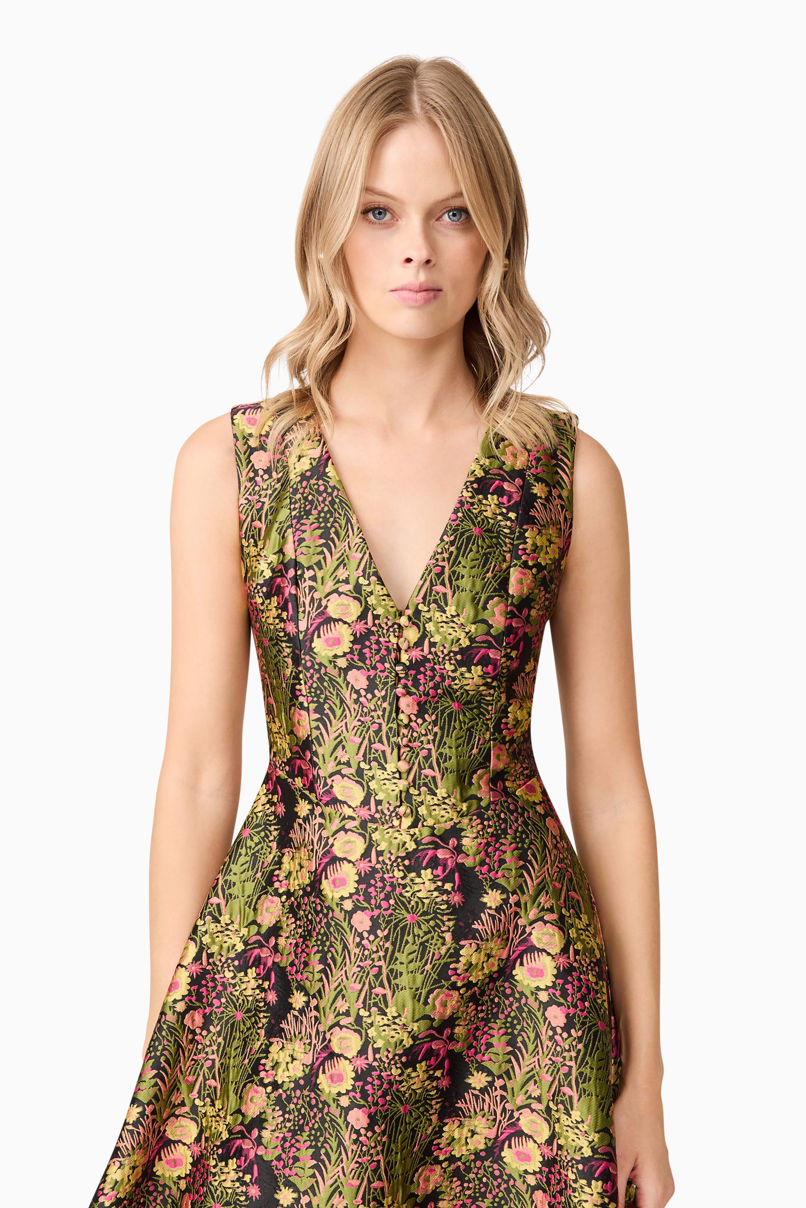Cindy V Neck Gown in Floral - Image 3