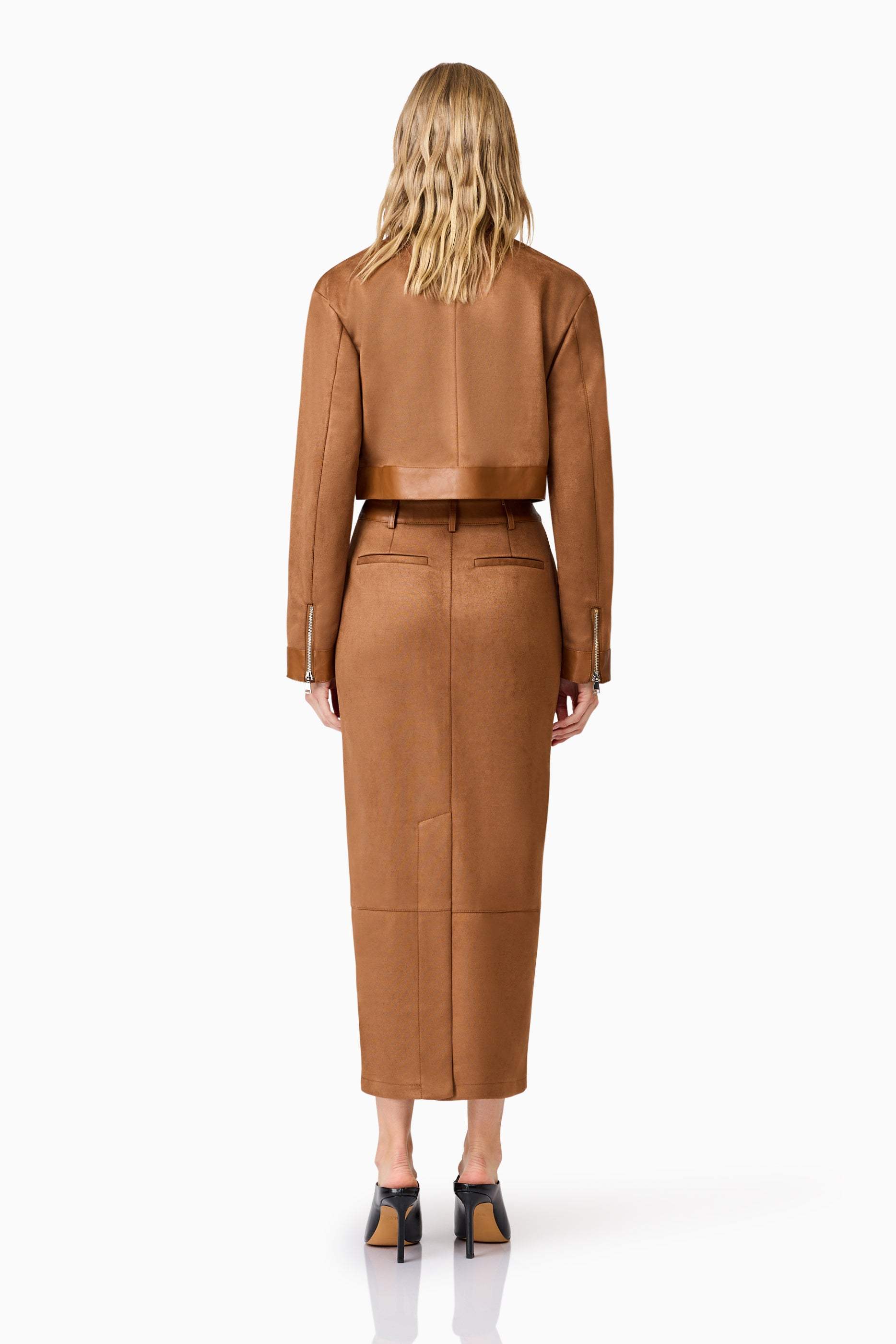 CURAAE Aroha Suede Cropped Jacket in Brown - Image 4