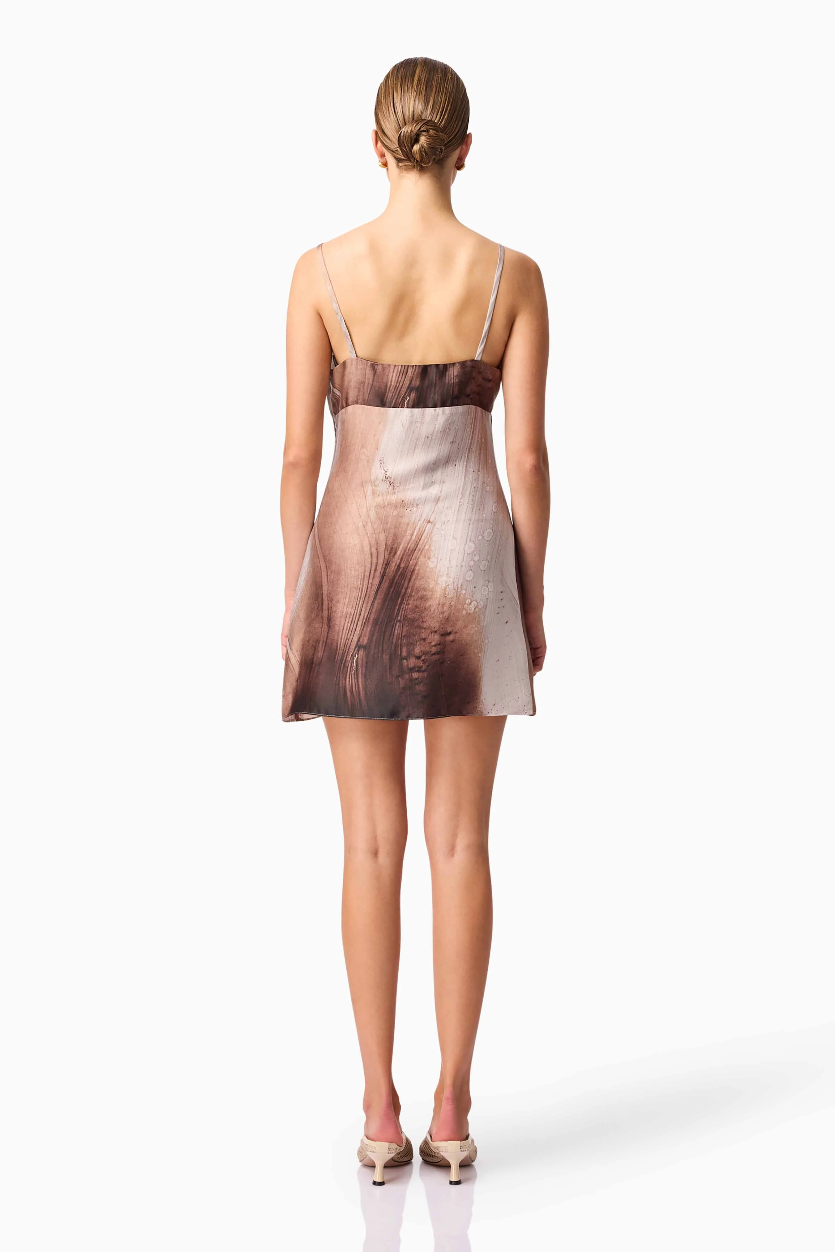 CURAAE Oriellie Sleeveless Mini Dress in Brown - Image 4