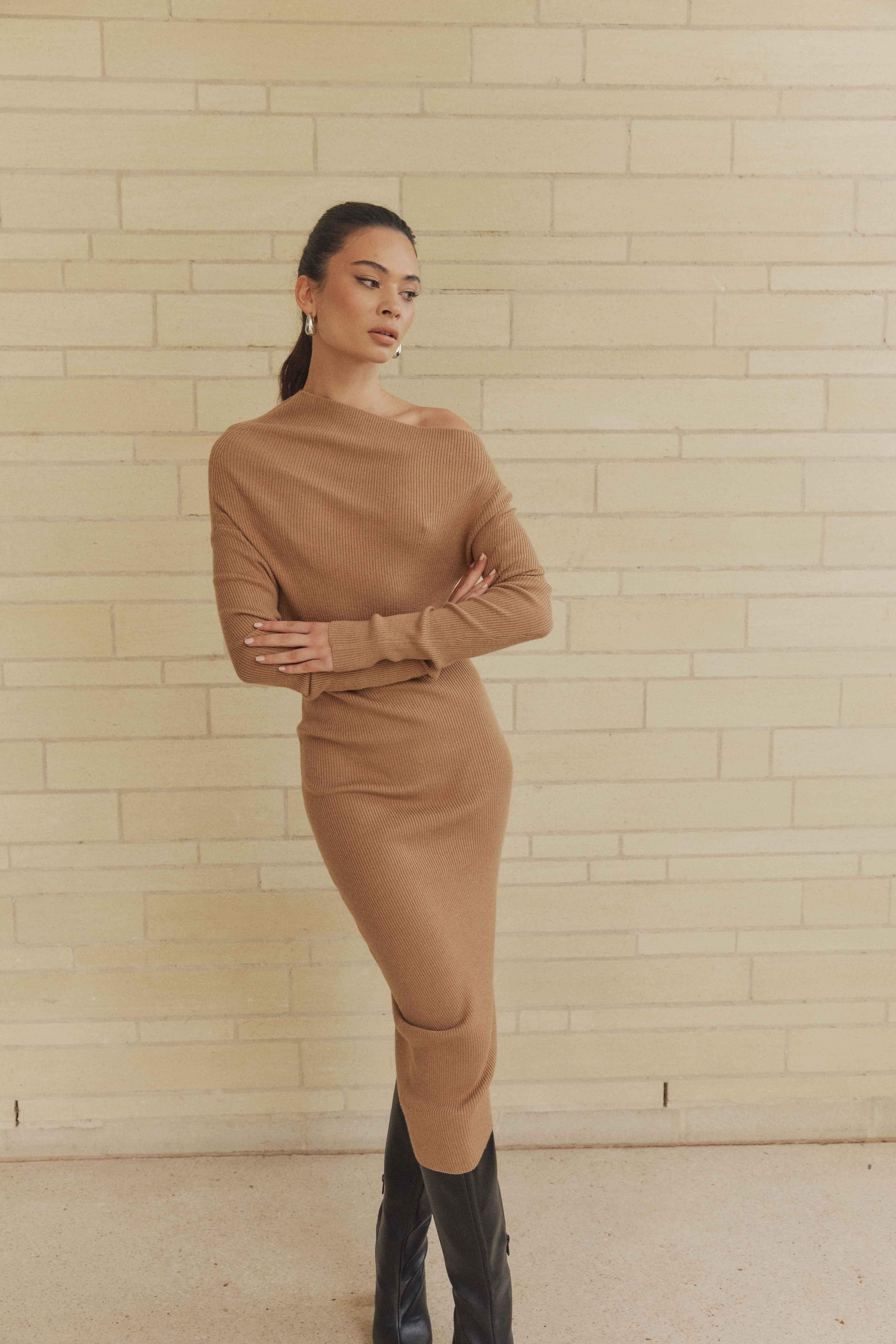 CURAAE Edin Knit Midi Dress In Brown - Image 2