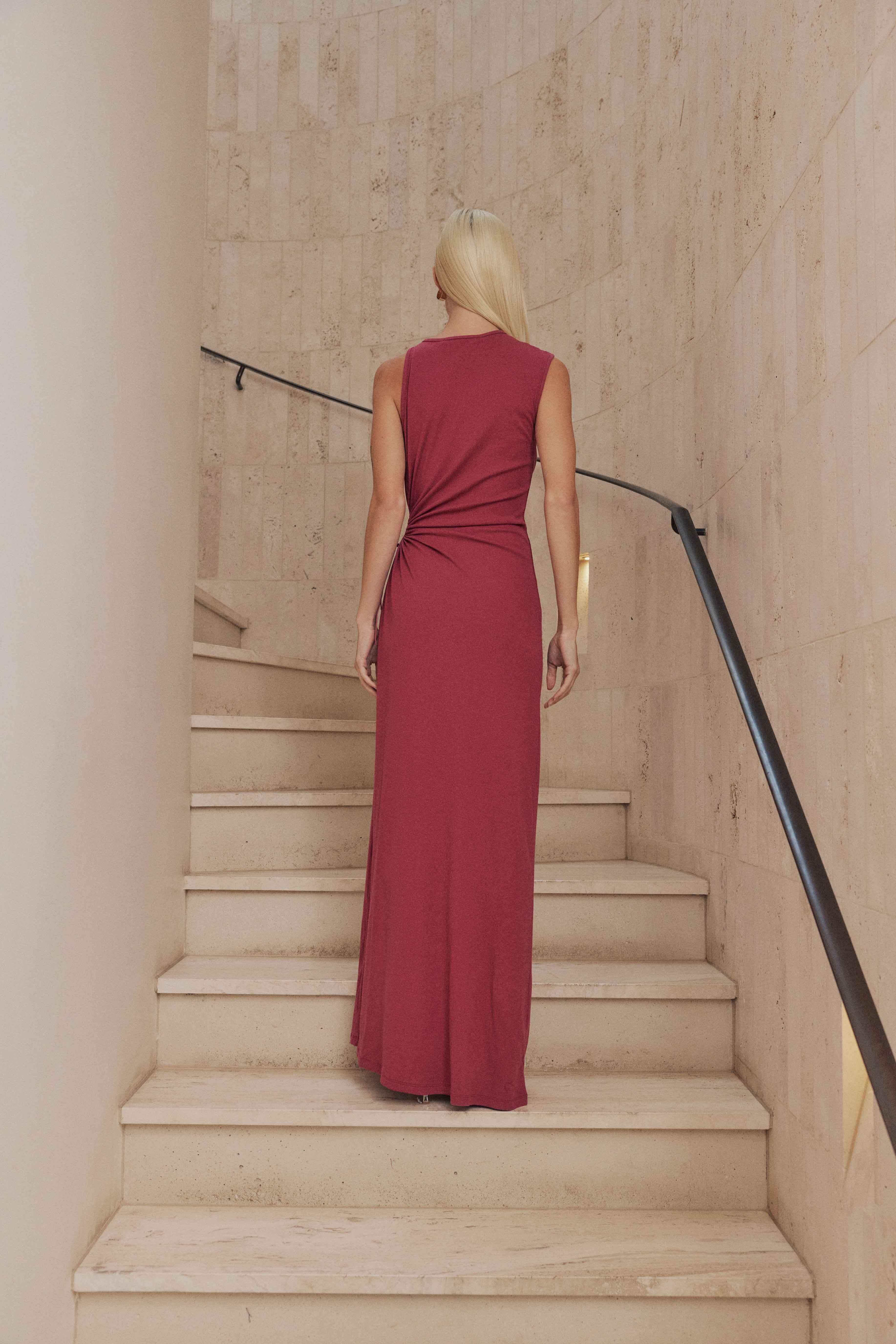 CURAAE Kendall Sleeveless Maxi Dress in Pink - Image 4