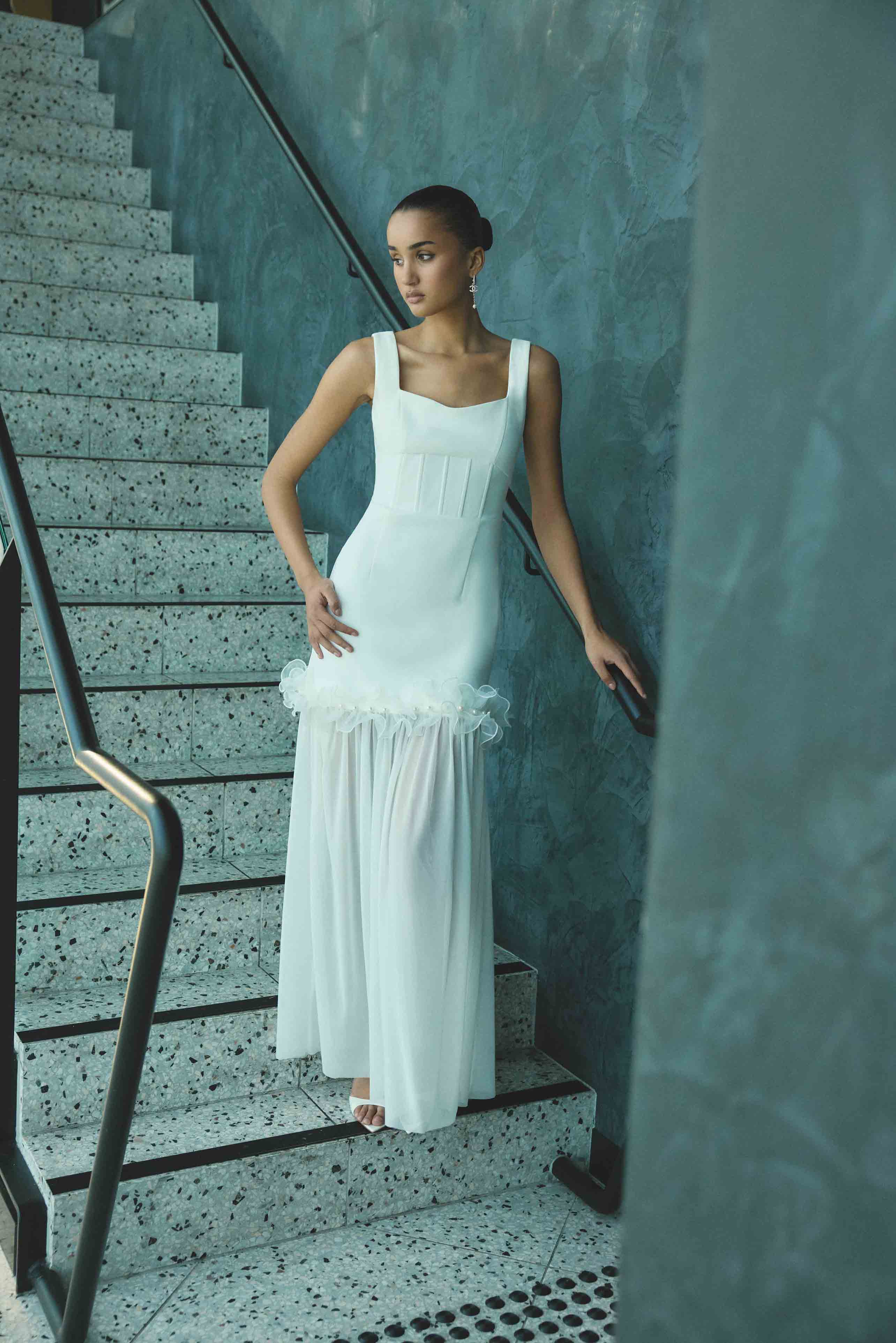 Sia Sweetheart Gown in White - Image 2