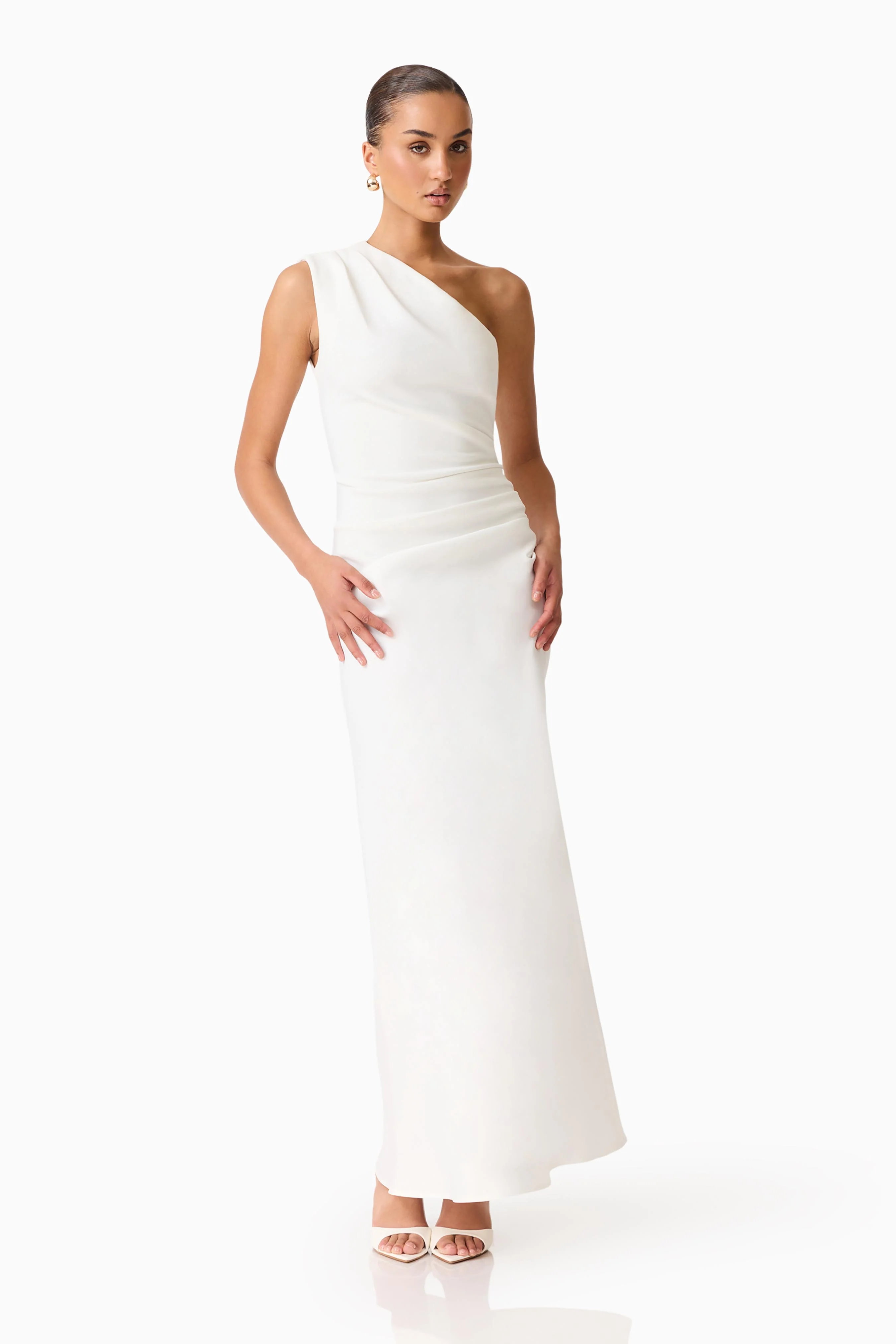 Skye One Shoulder Gown in White - Image 4