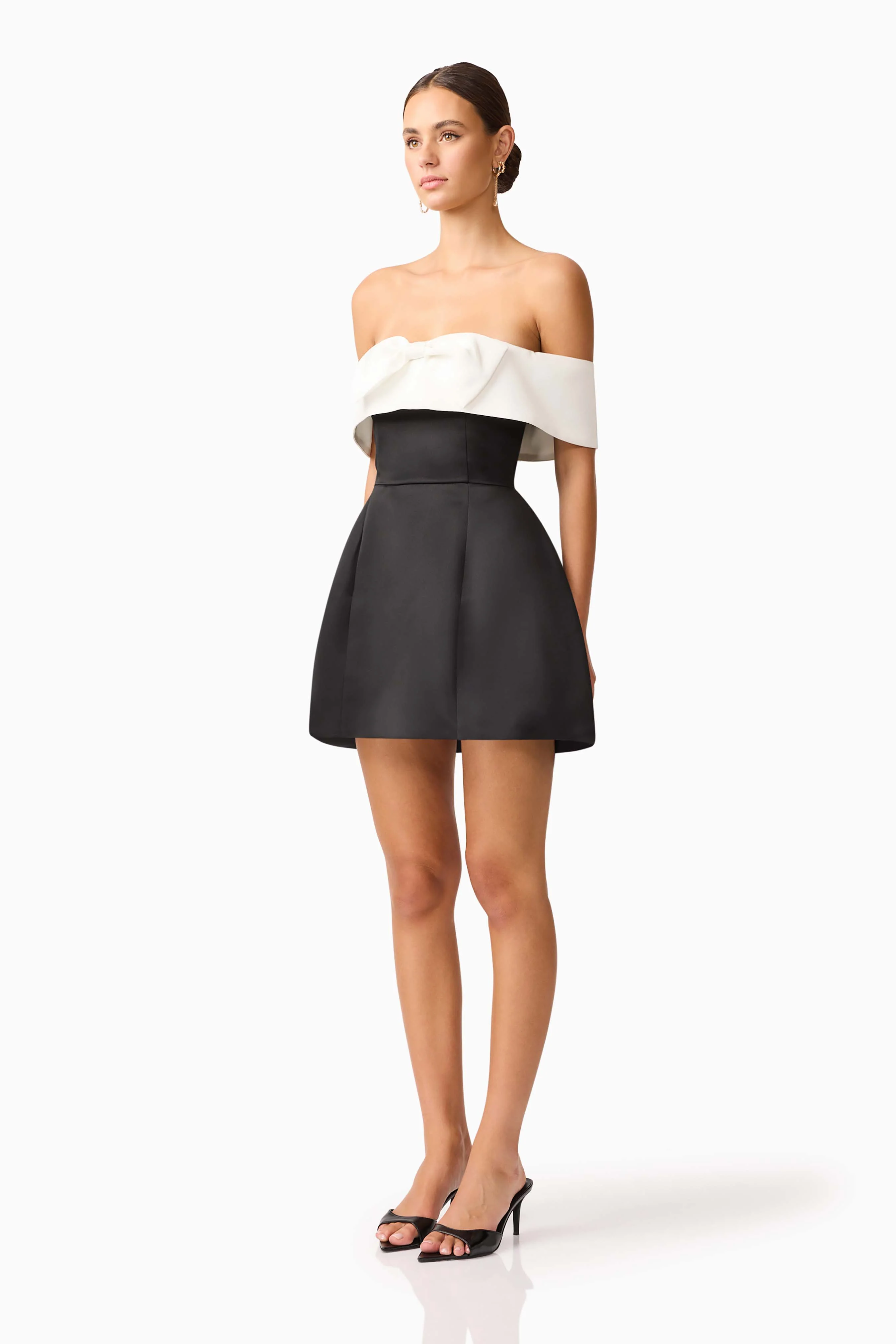 Sorrel Off the Shoulder Mini Dress in Black & White - Image 4