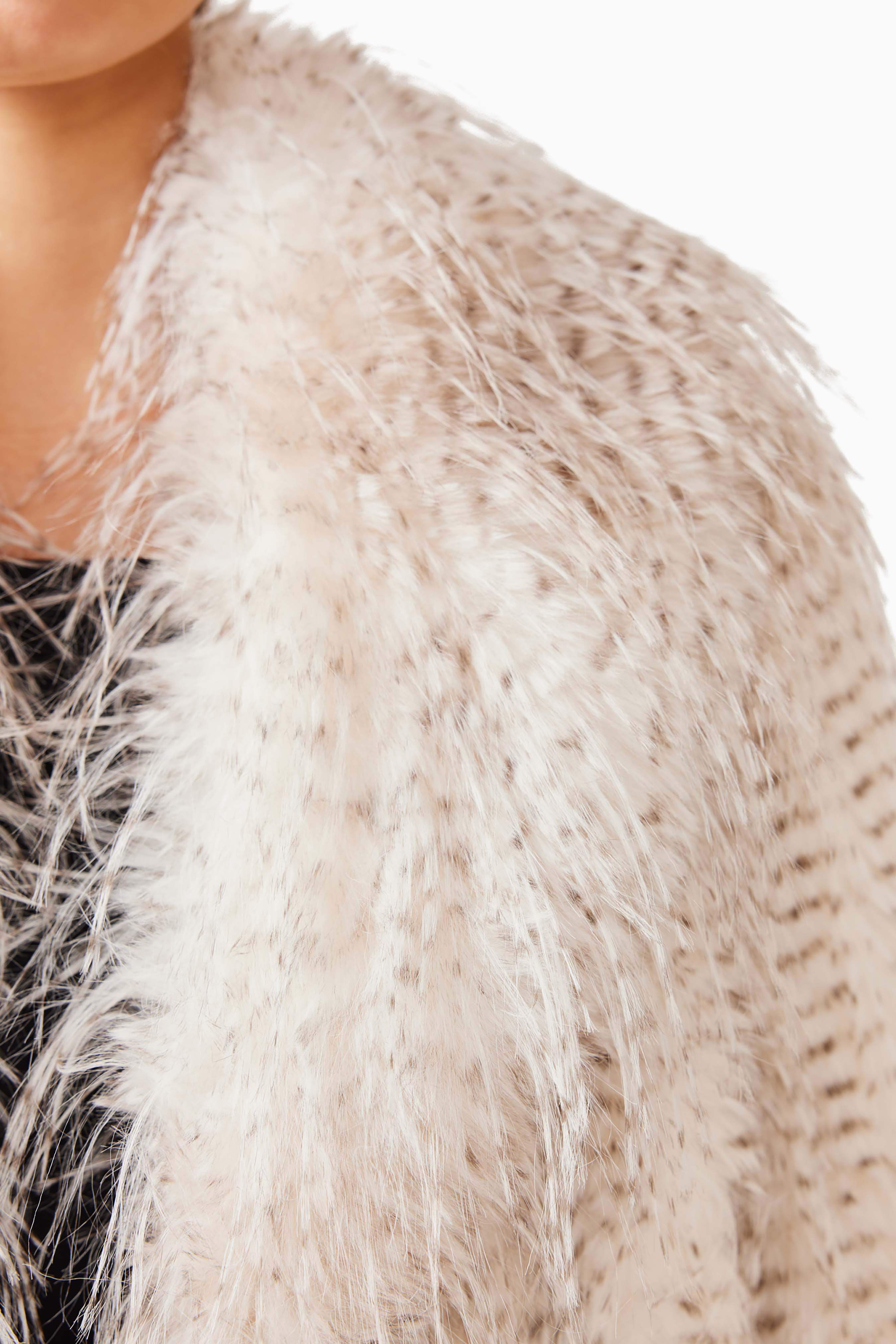 Tansy Coat in White - Image 6