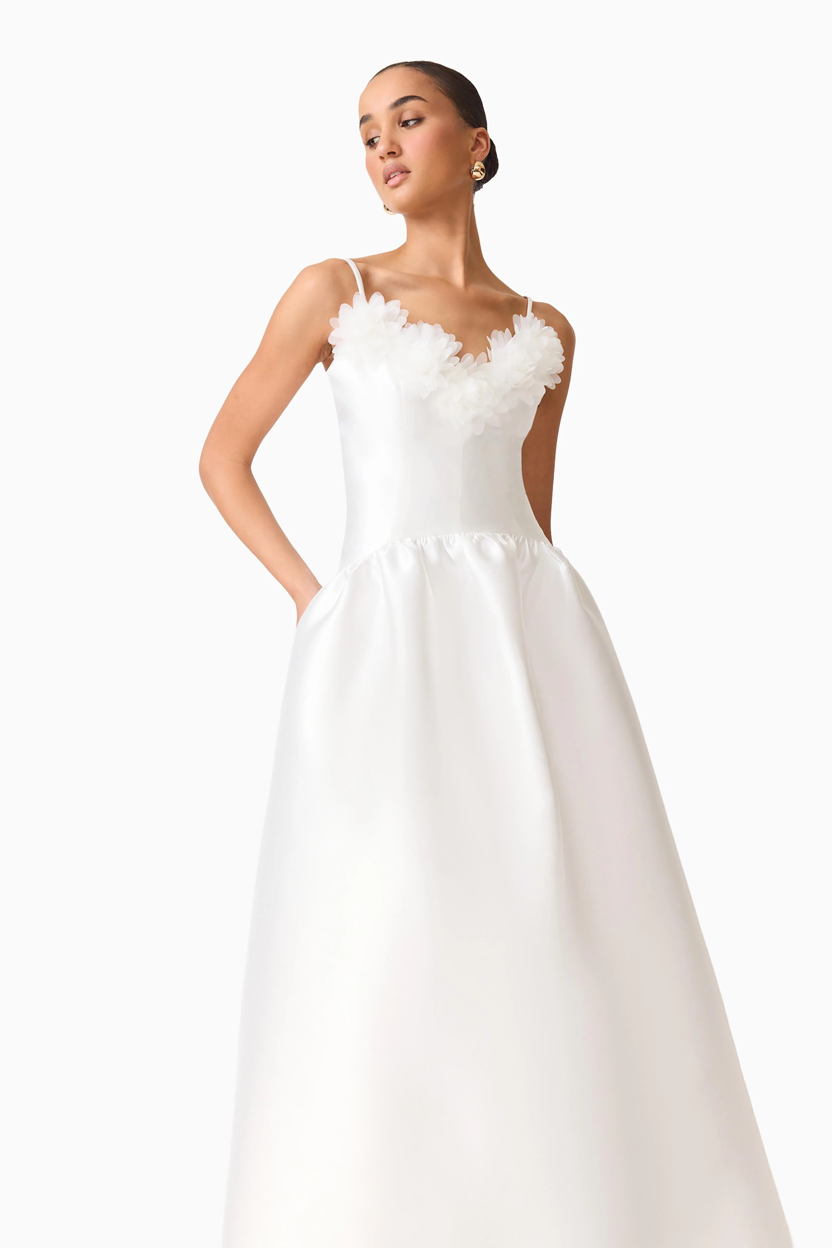 Tula Gown in White - Image 6