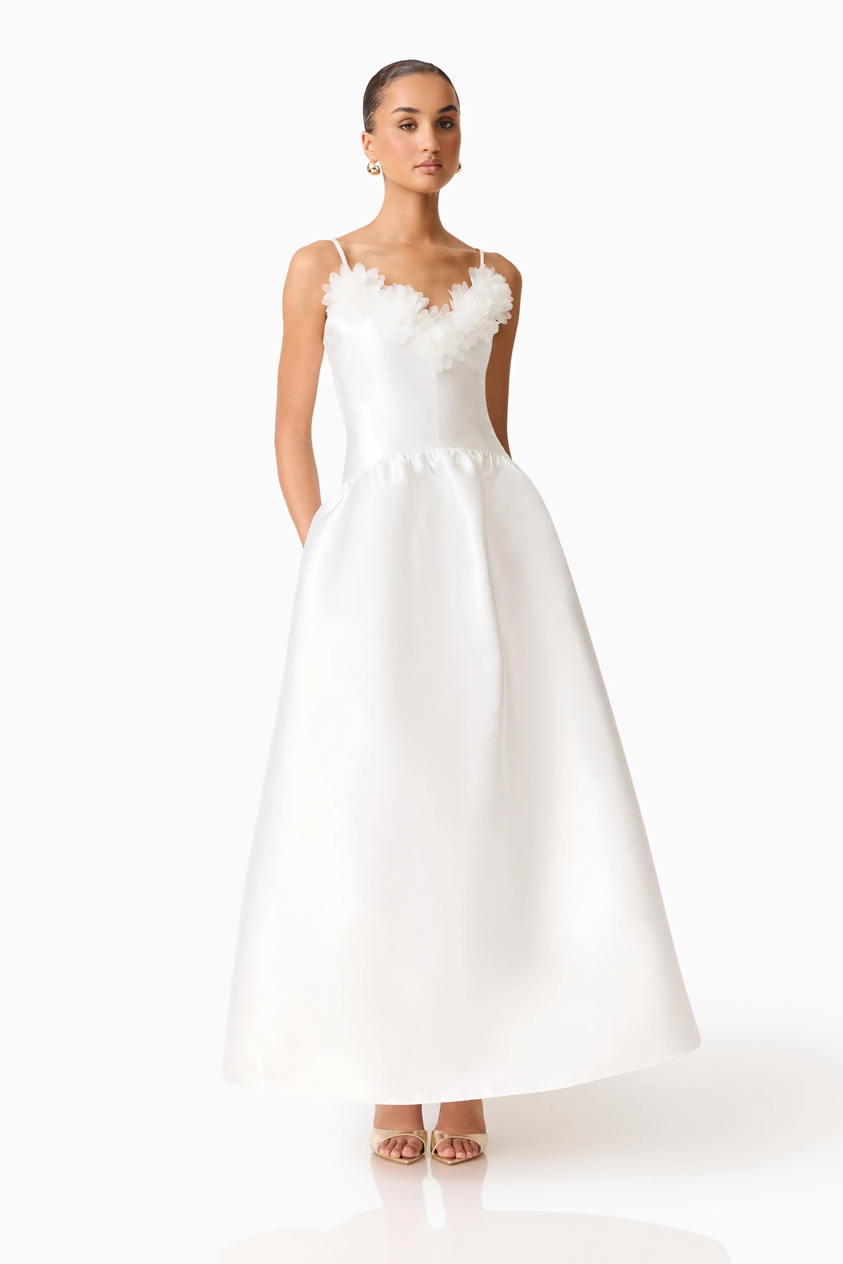 Tula Gown in White - Image 7