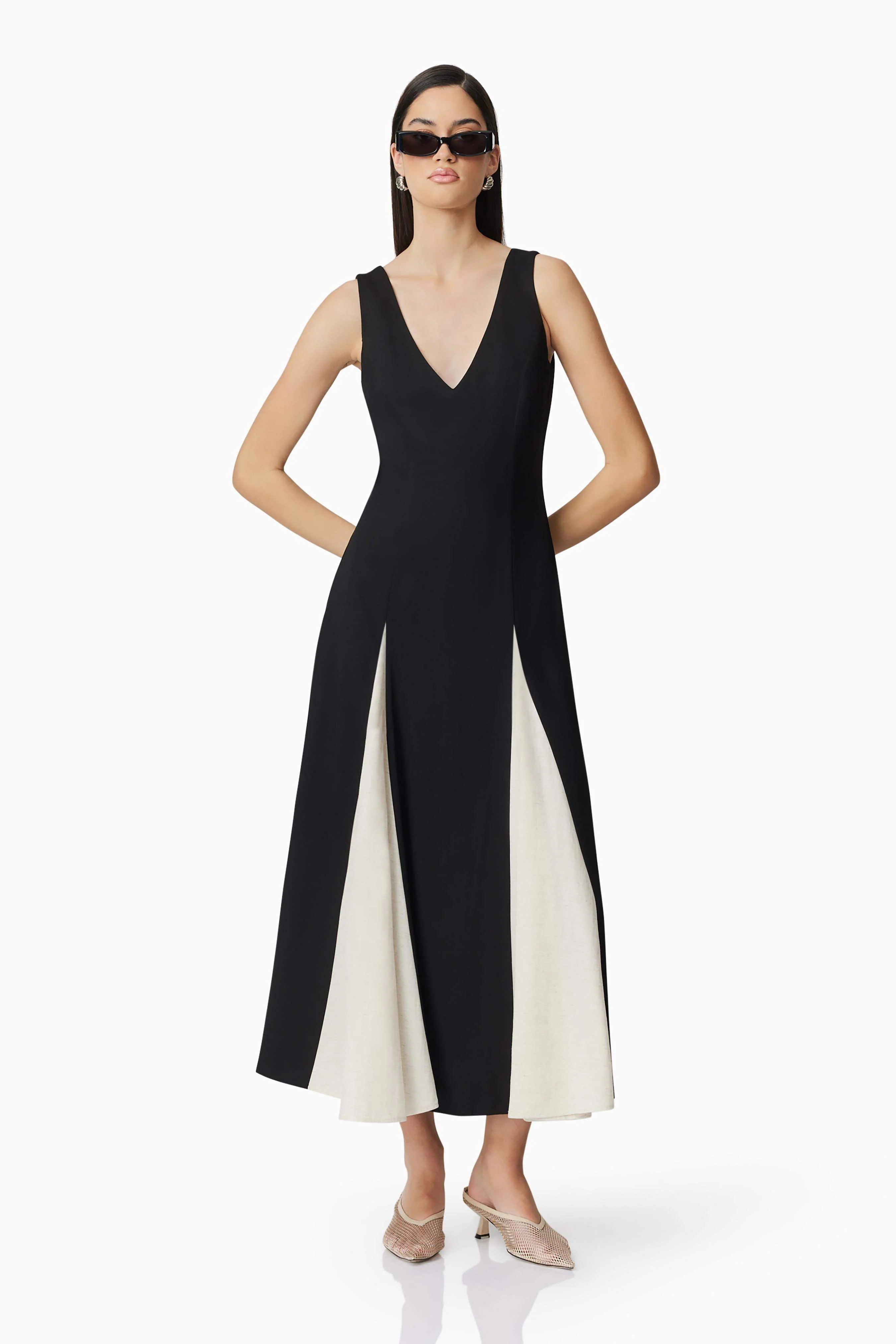 CURAAE Vera Midi Dress In Black & White - Image 4